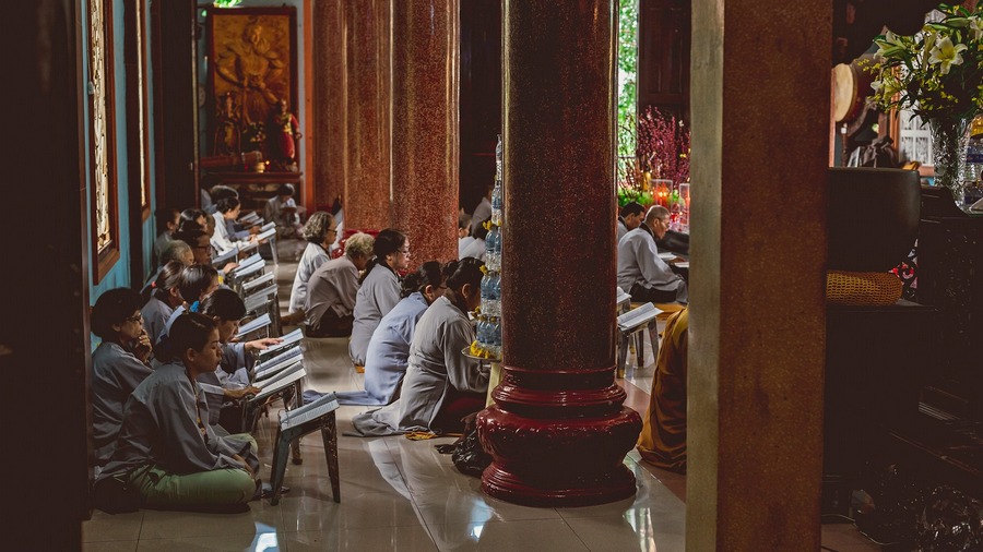 SN 51.10 Cetiyasutta: At the Cāpāla Shrine